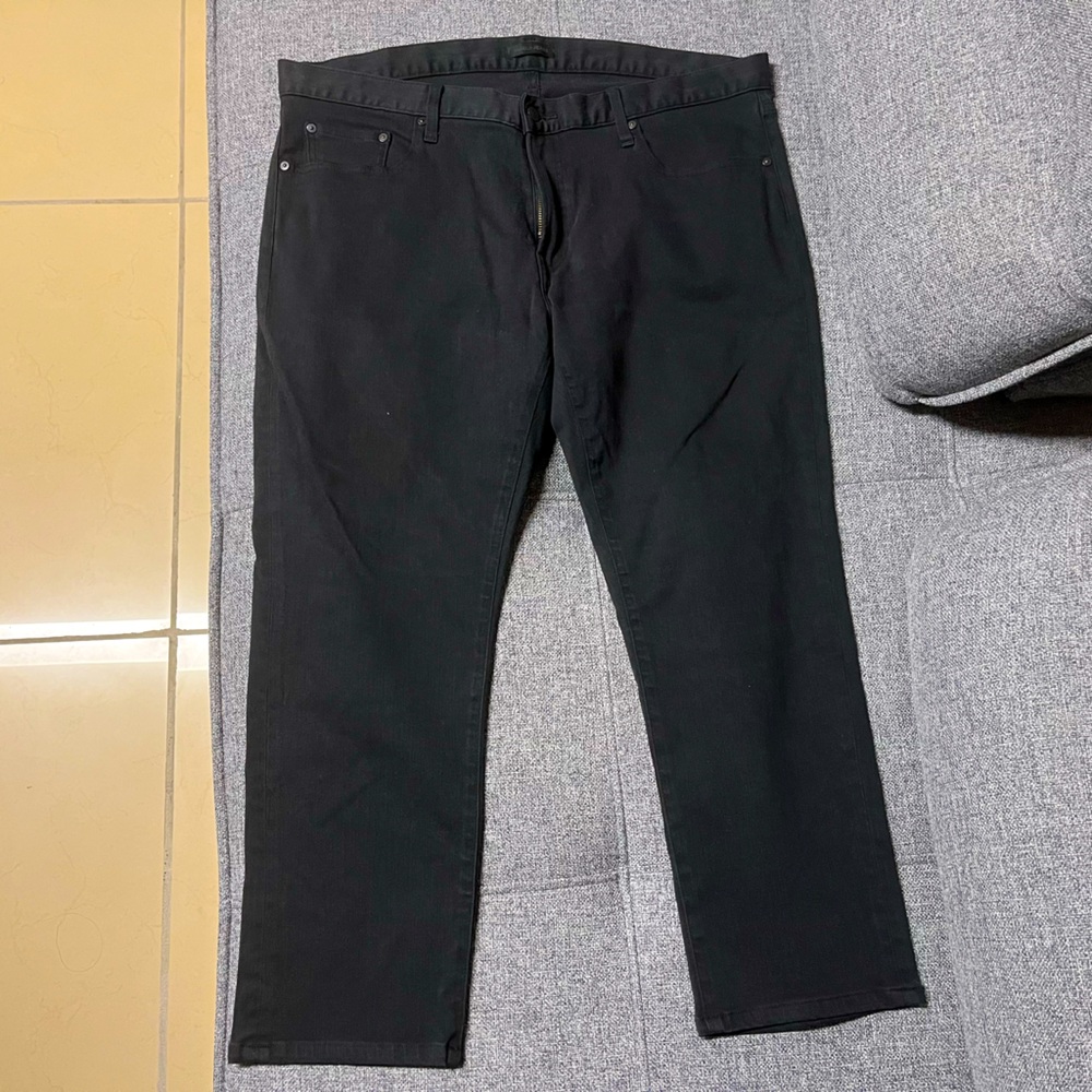 Uniqlo Black Jeans 38x34